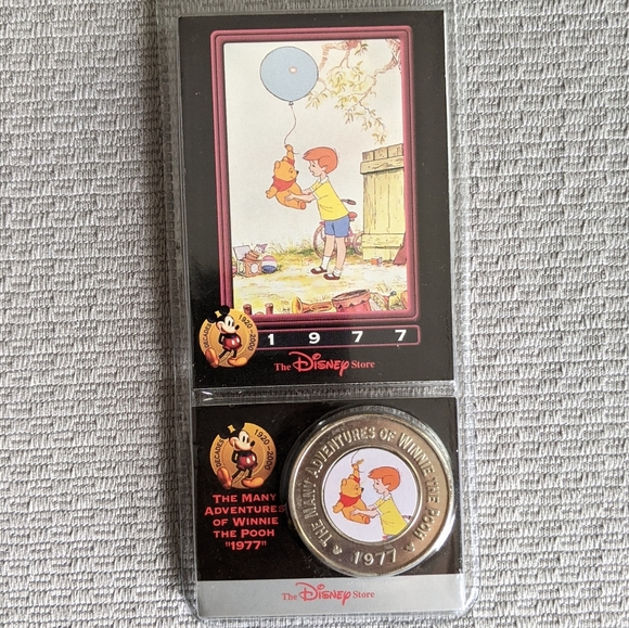 Disney Decades Coin #20 - Picture 3 of 13
